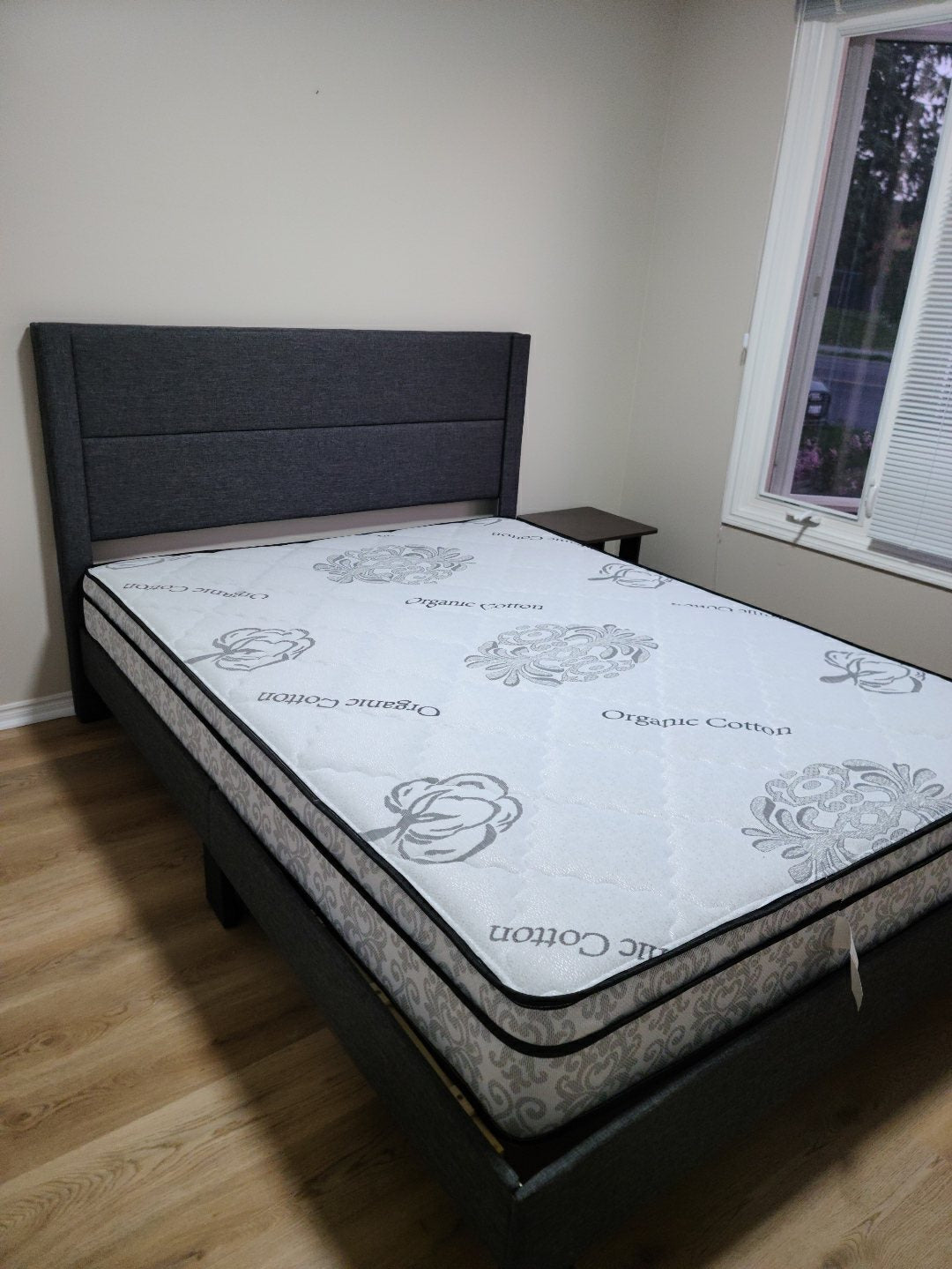 T2175 Platform Bed Frame